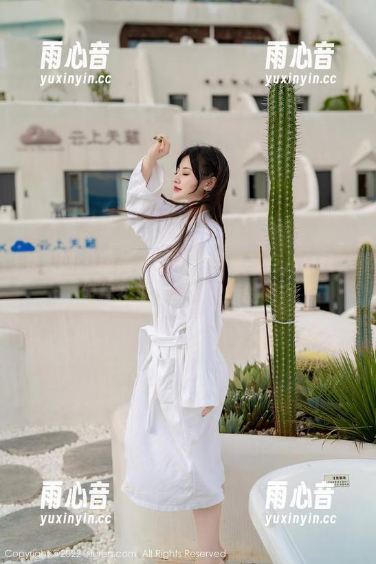 秀人网-糯美子nini 秀人网 - 糯美子nini的图集有点儿白丝,像棉花糖一样,没错的吧?