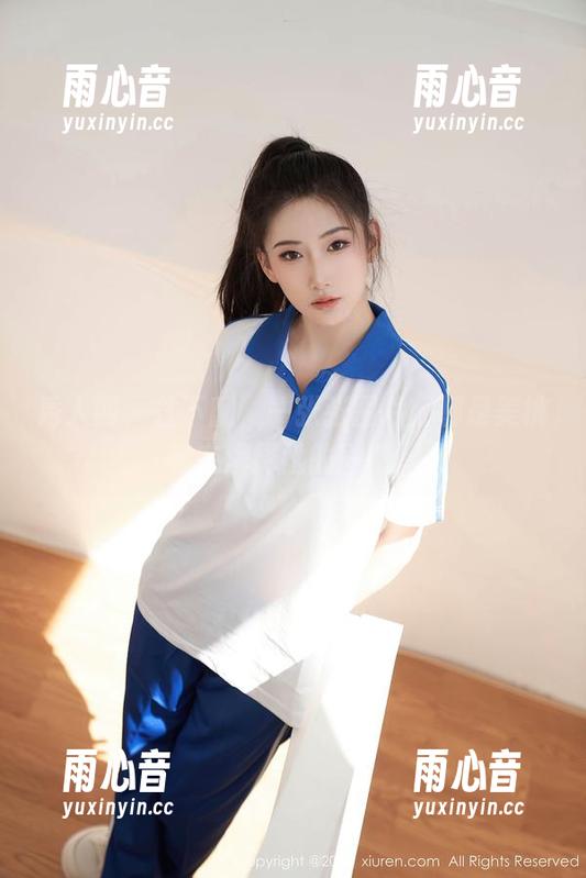 秀人网-美桃酱 秀人网 - 往下翻,一张张图片,都是美桃酱在演绎她的剧情。