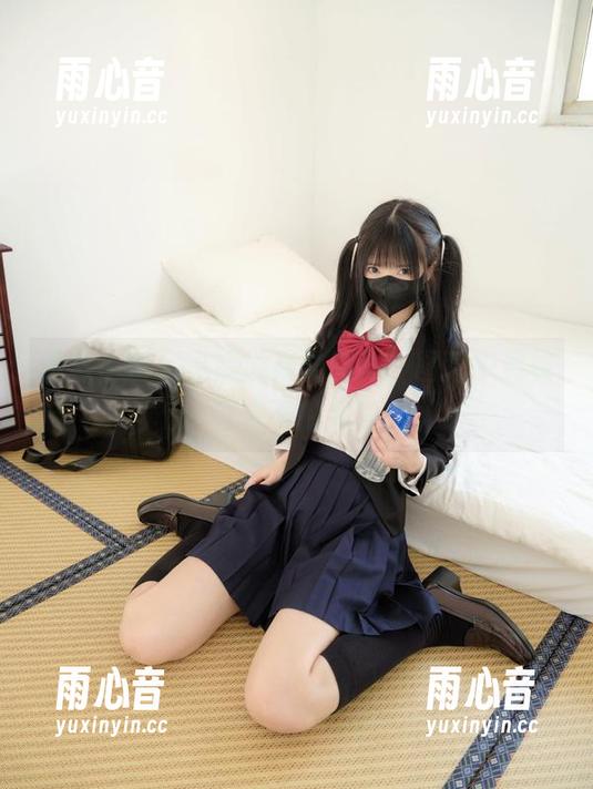 紧急企划-小婕 紧急企划 - 小婕的最新力作,图包中藏着苍穹下的姐姐