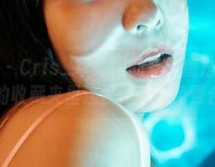 蜜桃社 - Cris_卓娅祺的丝袜魔法：凭什么我的收藏夹里连丝袜都有免费合集？