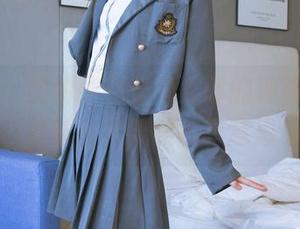袜啵啵 - 甜甜圈化身兔女郎的神奇旅程，最新图片果然很有意思