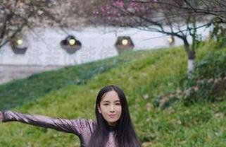 微密圈 - 泳装也能传递能量？辣妈女神的高清照片太有催化作用了！