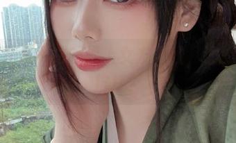当阿九从不咕咕遇上女友在线，谁的脸更抗打？