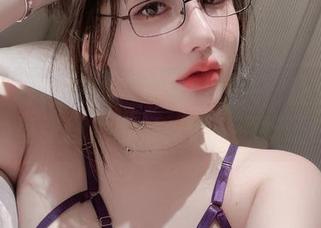 微密圈 - 阿色的嘉宾专属镜头：让你下载的每张图片都像张VIP通行证！