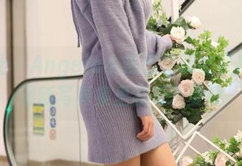 魅妍社 - Angela小热巴也玩比基尼了，最新写真集里我有话要说