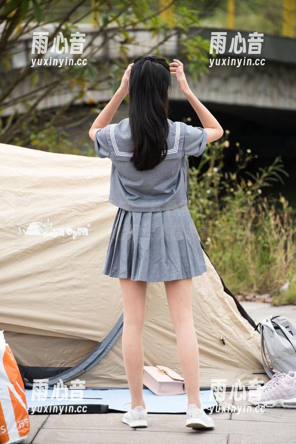 魔镜街拍-婷婷 魔镜街拍 - 无圣光,就看黑丝!婷婷的日常工作照都静谧得让人想多看几眼啊。