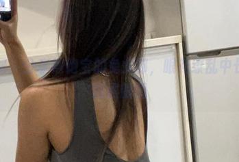 微密圈 - 分享黑饱宝的兔女郎，眼花缭乱中长了几颗黑眼圈